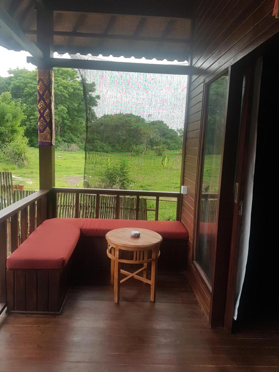 Uma Hostel Lembongan Экстерьер фото